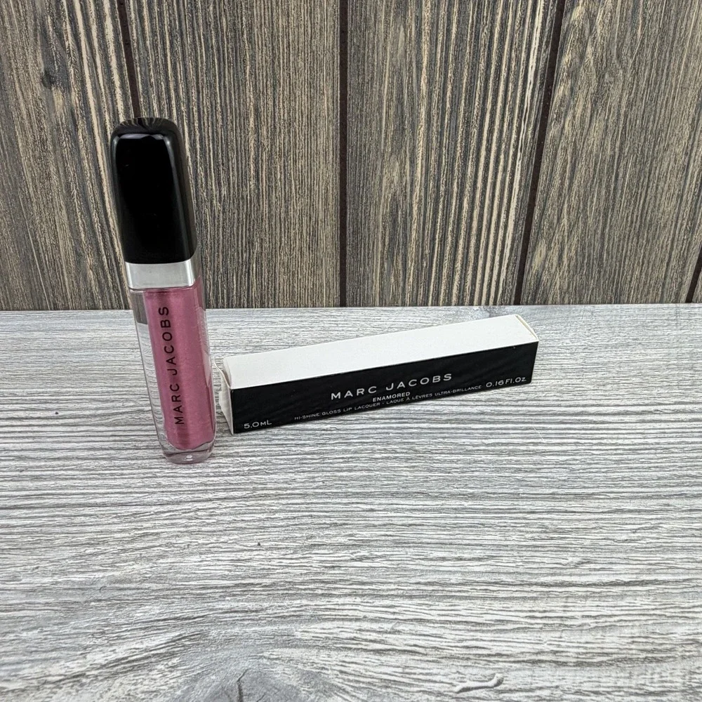 Marc Jacobs Enamored Lip Gloss 302 Allow Me 5ml 0.16oz New In Box Authentic